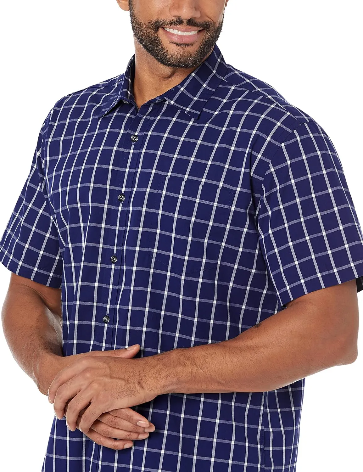 Amazon Essentials Men's Regular-Fit Short-Sleeve Poplin Shirt